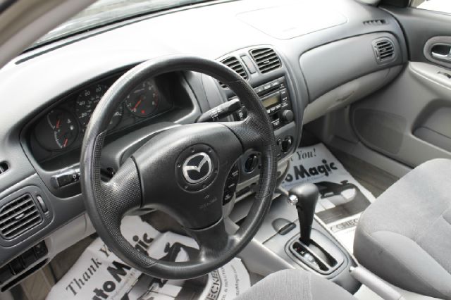 Mazda Protege 2002 photo 1