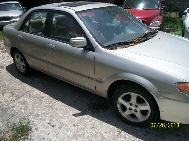 Mazda Protege 2002 photo 1