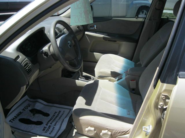 Mazda Protege 2002 photo 4