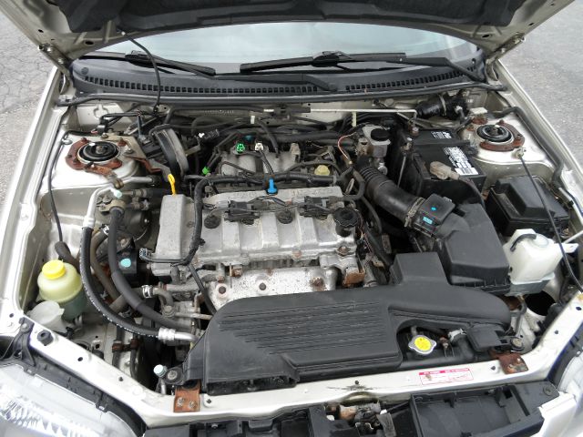 Mazda Protege 2002 photo 8