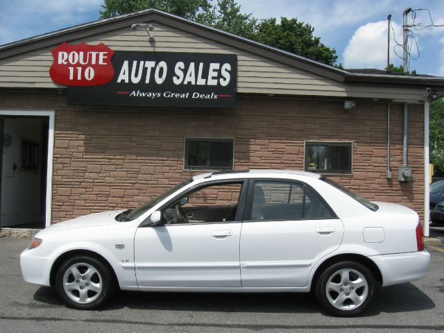 Mazda Protege 2002 photo 2