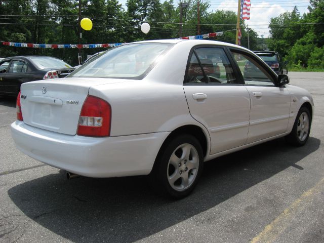 Mazda Protege 2002 photo 3