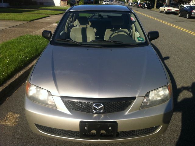 Mazda Protege 2002 photo 2