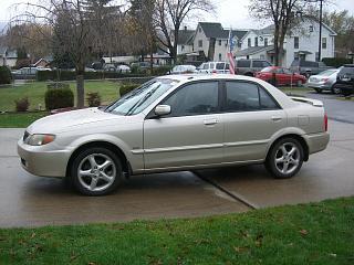 Mazda Protege 2002 photo 2