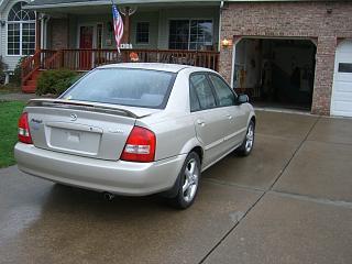 Mazda Protege 2002 photo 4