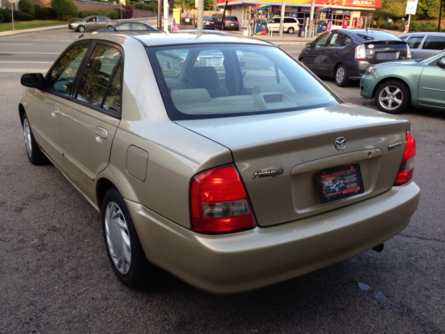 Mazda Protege 2002 photo 3