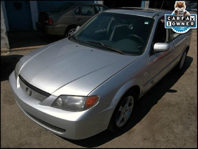 Mazda Protege 2003 photo 2