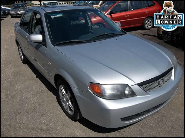 Mazda Protege 2003 photo 3