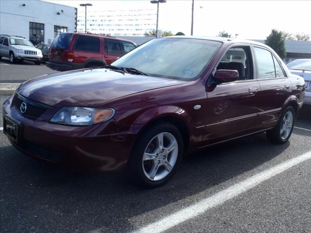 Mazda Protege 4dr Sdn Auto LE (natl) Sedan Sedan