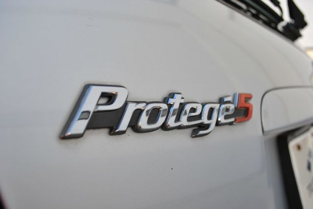 Mazda Protege5 2003 photo 6