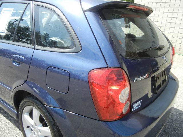 Mazda Protege5 2003 photo 13