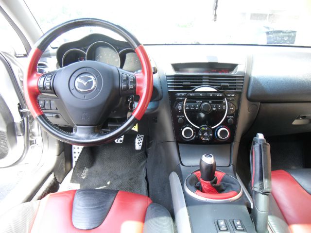 Mazda RX-8 2004 photo 9