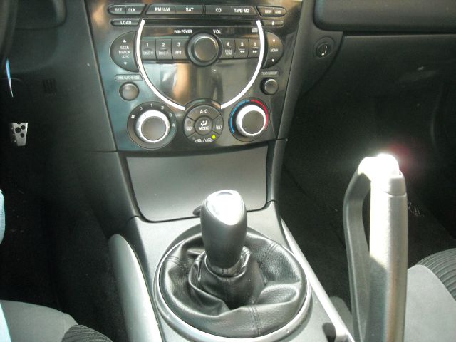 Mazda RX-8 2005 photo 2