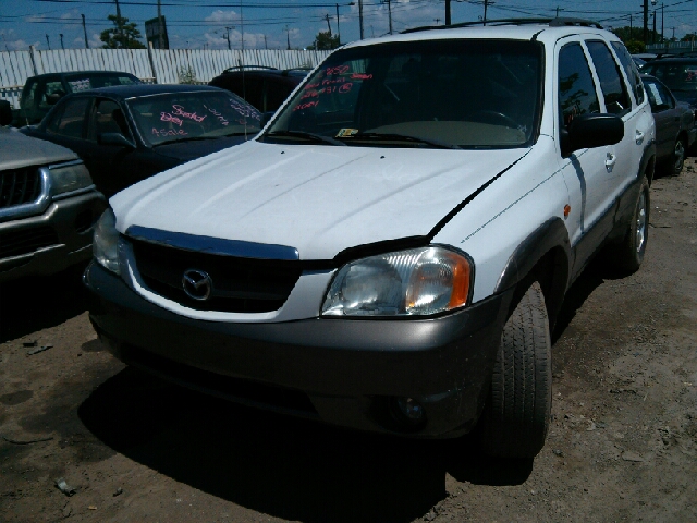 Mazda Tribute 2001 photo 3