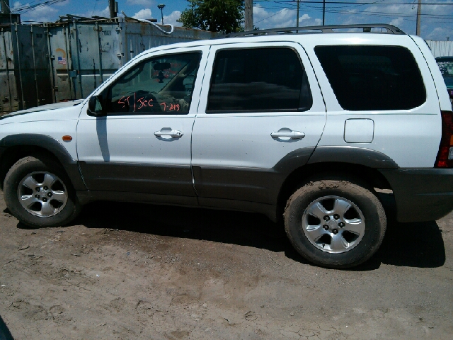 Mazda Tribute 2001 photo 4