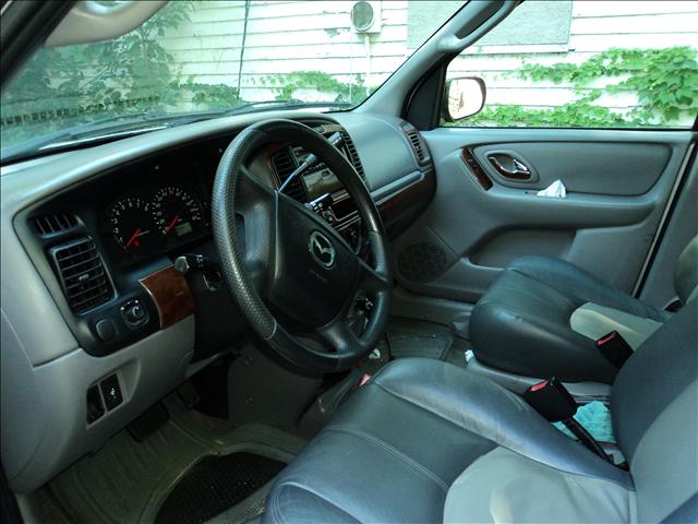 Mazda Tribute 2001 photo 2