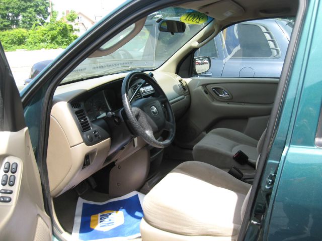 Mazda Tribute 2001 photo 3