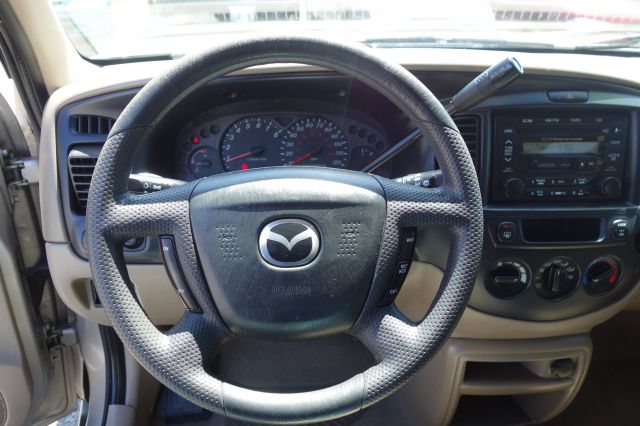 Mazda Tribute LS Truck SUV