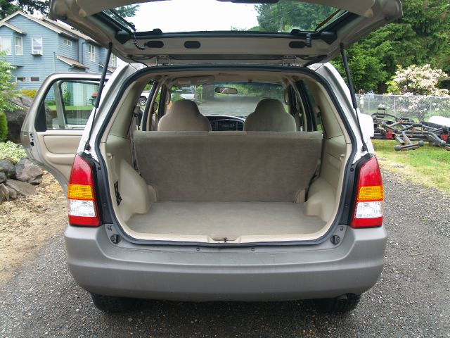 Mazda Tribute 2001 photo 1