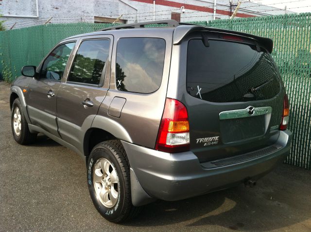 Mazda Tribute 2002 photo 2