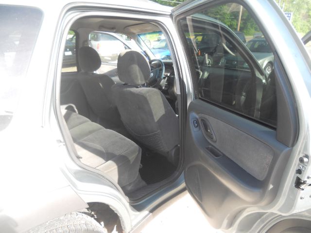 Mazda Tribute 2003 photo 4