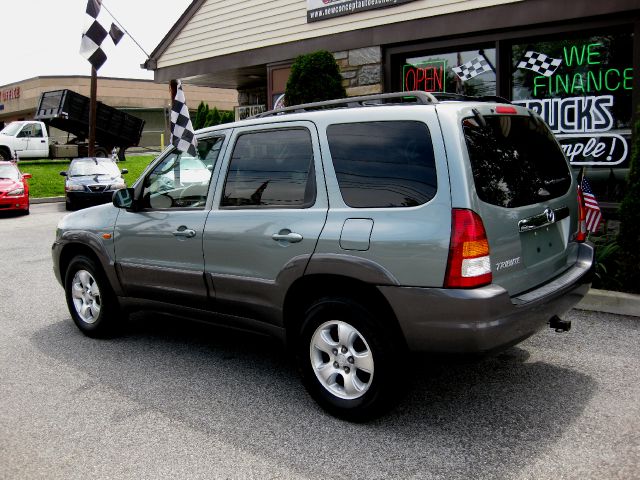 Mazda Tribute 2003 photo 1