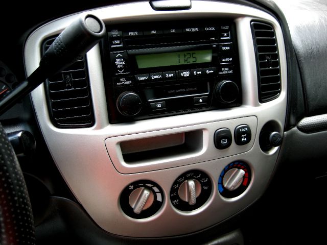 Mazda Tribute 2003 photo 9