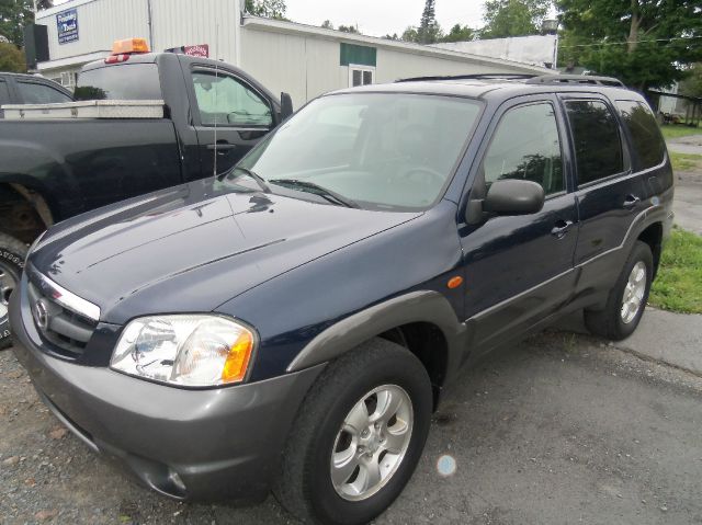 Mazda Tribute 2003 photo 2