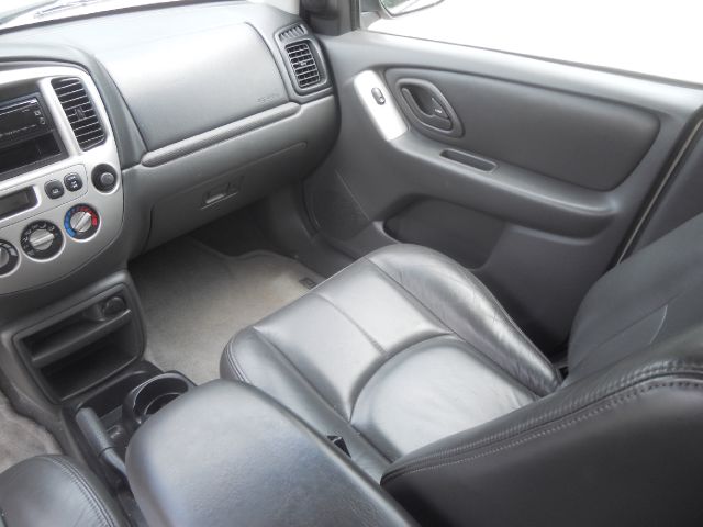 Mazda Tribute 2003 photo 4