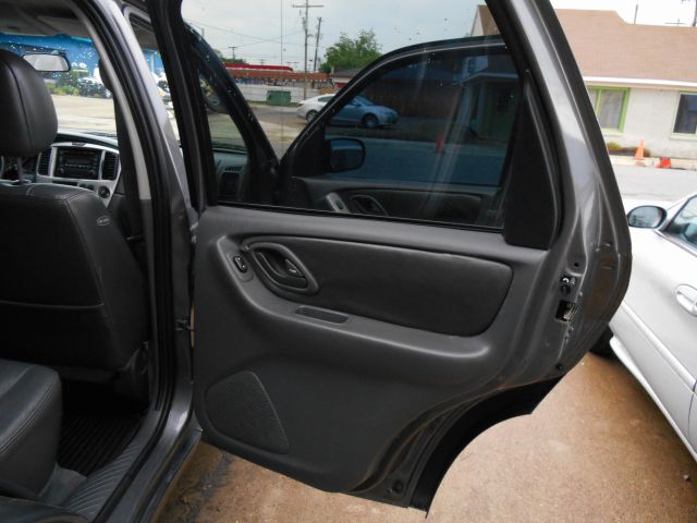 Mazda Tribute 2003 photo 8