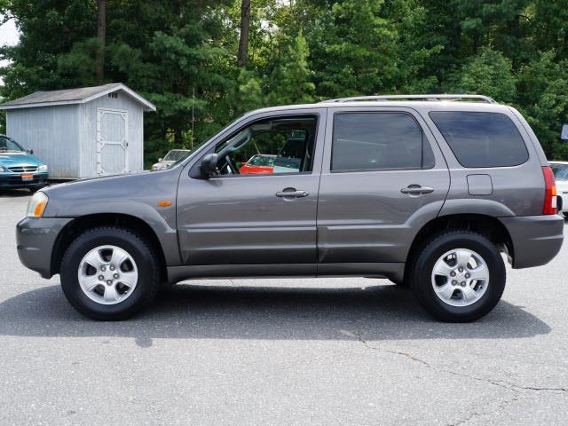 Mazda Tribute 2004 photo 1