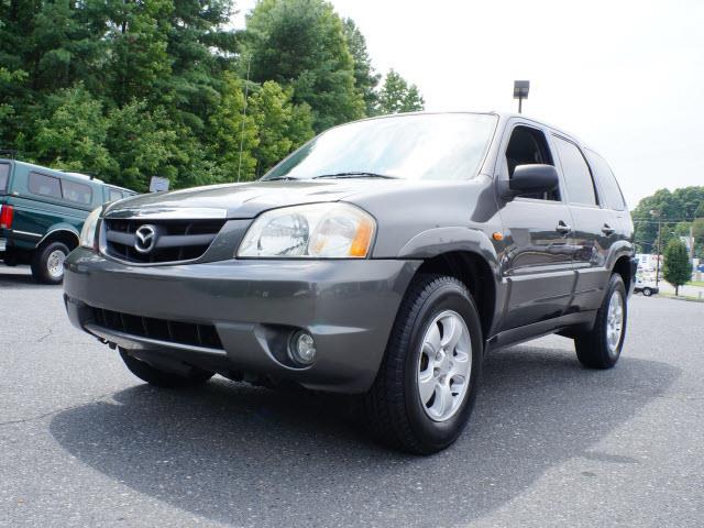 Mazda Tribute 2004 photo 2