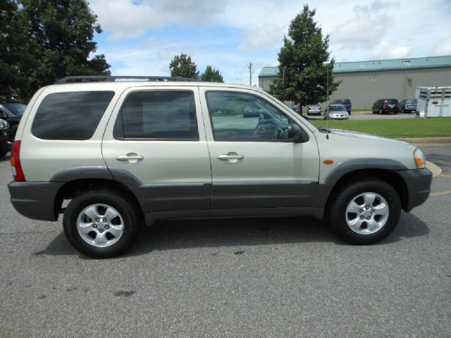 Mazda Tribute 2004 photo 2