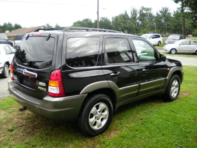 Mazda Tribute 2004 photo 2