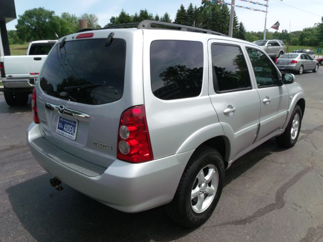 Mazda Tribute 2005 photo 11