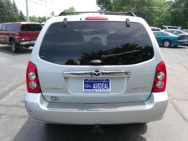 Mazda Tribute 2005 photo 12