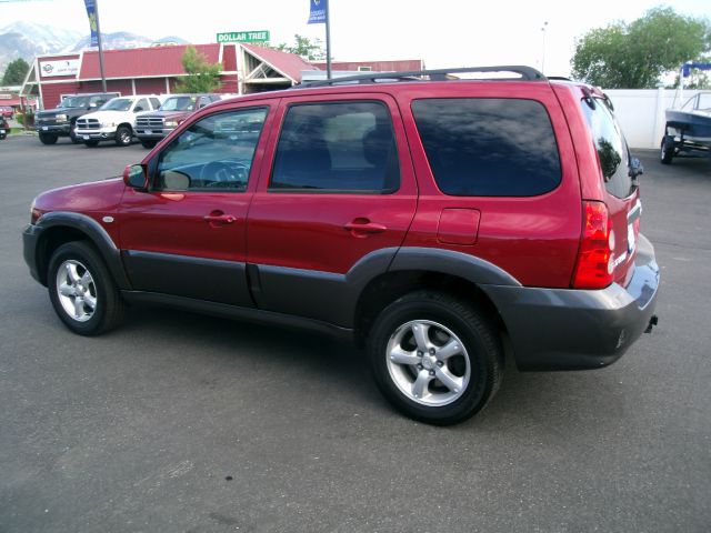 Mazda Tribute 2005 photo 3