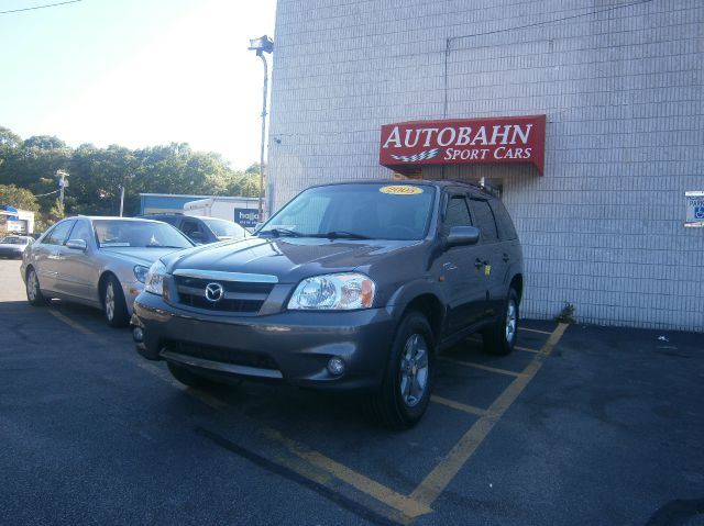 Mazda Tribute 2005 photo 1