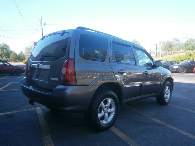 Mazda Tribute 2005 photo 3