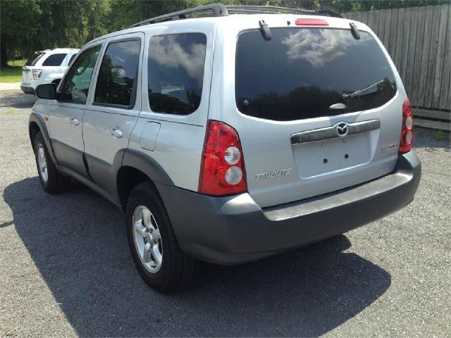 Mazda Tribute 2005 photo 2