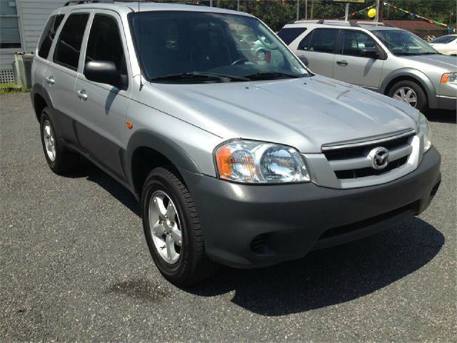 Mazda Tribute 2005 photo 3