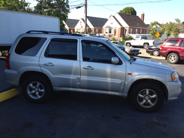 Mazda Tribute 2005 photo 1