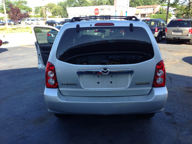 Mazda Tribute 2005 photo 3