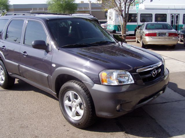 Mazda Tribute 2005 photo 1