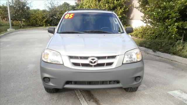 Mazda Tribute 2005 photo 1