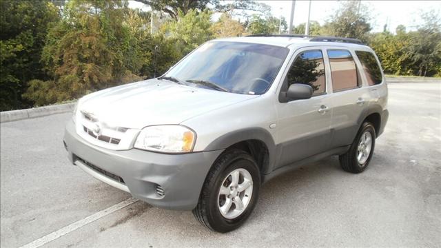 Mazda Tribute 2005 photo 2