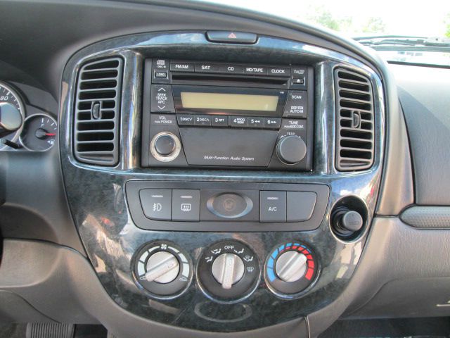 Mazda Tribute 2005 photo 15