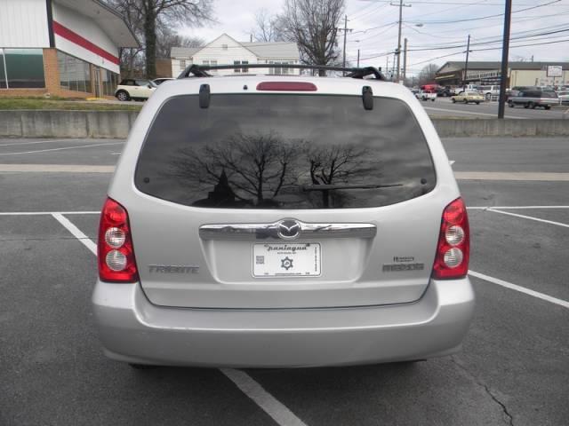 Mazda Tribute 2005 photo 1