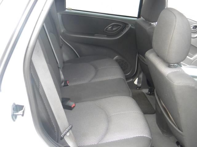 Mazda Tribute 2005 photo 14