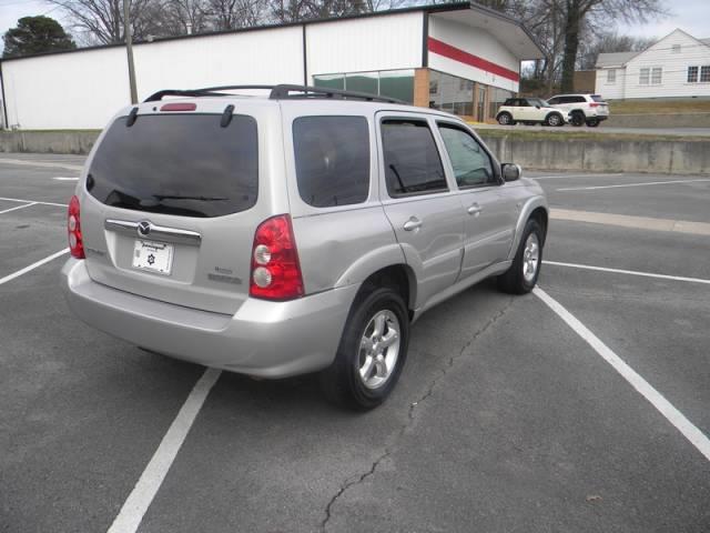 Mazda Tribute 2005 photo 21